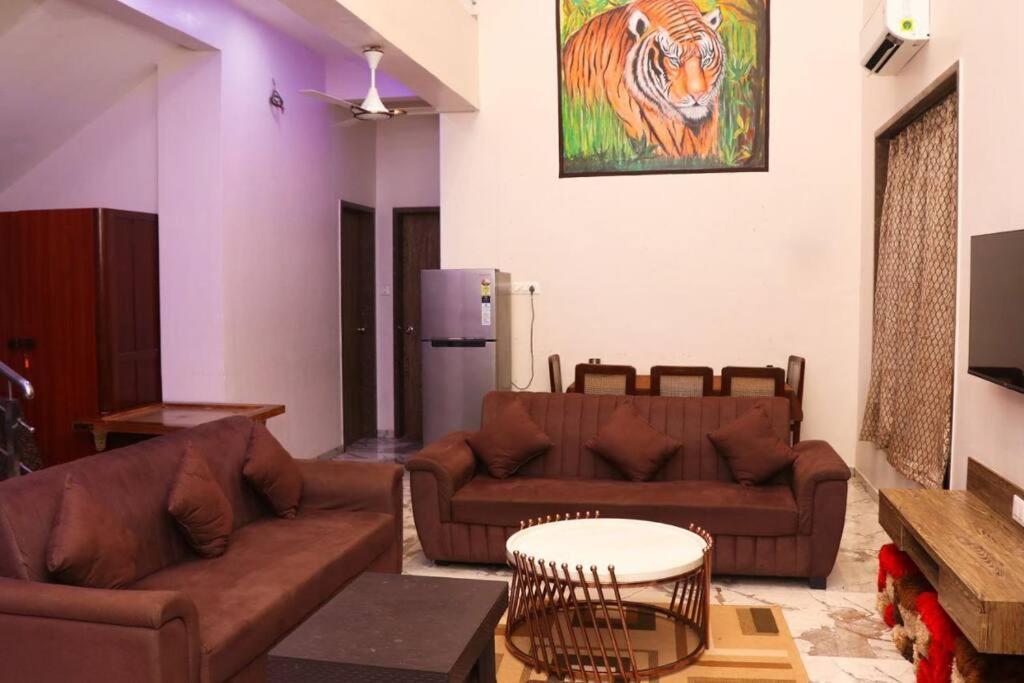 Gk Beach House 5Bhk Pvt Pool Villa Mumbai Luaran gambar