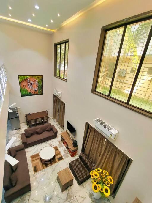 Gk Beach House 5Bhk Pvt Pool Villa Mumbai Luaran gambar